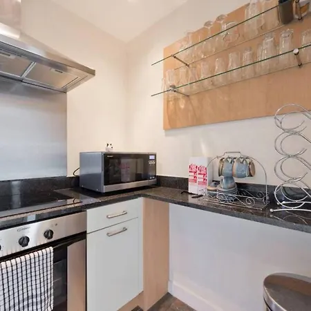 Apartment Stylish 3-bed Penthouse In Silicon Docks