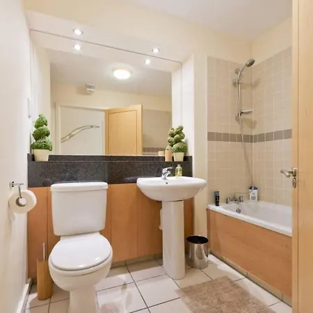 Apartment Stylish 3-bed Penthouse In Silicon Docks Dublin