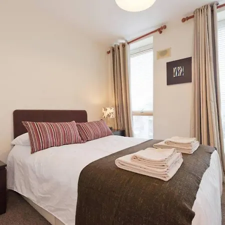 Apartment Stylish 3-bed Penthouse In Silicon Docks *